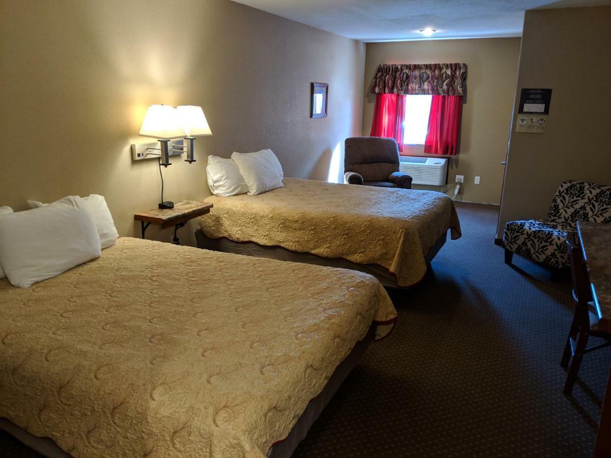 Sagebrush Inn & Suites Broadus Luaran gambar